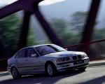 bmw208.jpg (61464 bytes)
